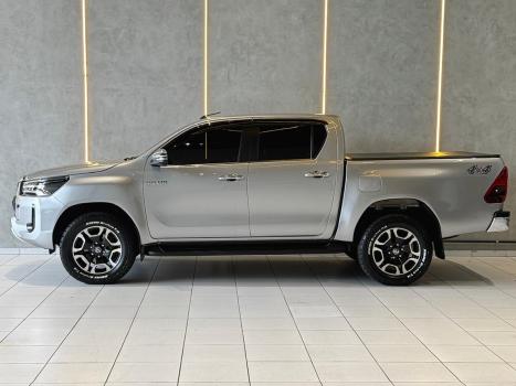 TOYOTA Hilux Caminhonete 2.8 16V SRX 4X4 TURBO DIESEL CABINE DUPLA AUTOM�TICO, Foto 2