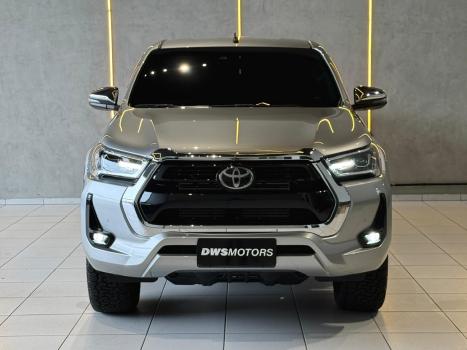 TOYOTA Hilux Caminhonete 2.8 16V SRX 4X4 TURBO DIESEL CABINE DUPLA AUTOM�TICO, Foto 4