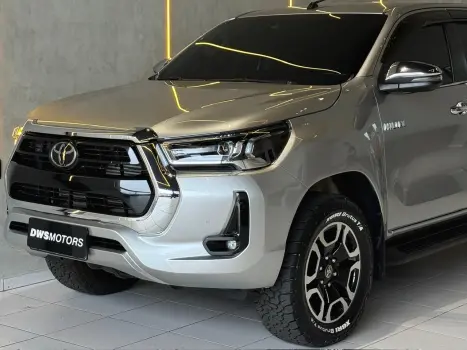 TOYOTA Hilux Caminhonete 2.8 16V SRX 4X4 TURBO DIESEL CABINE DUPLA AUTOM�TICO, Foto 19