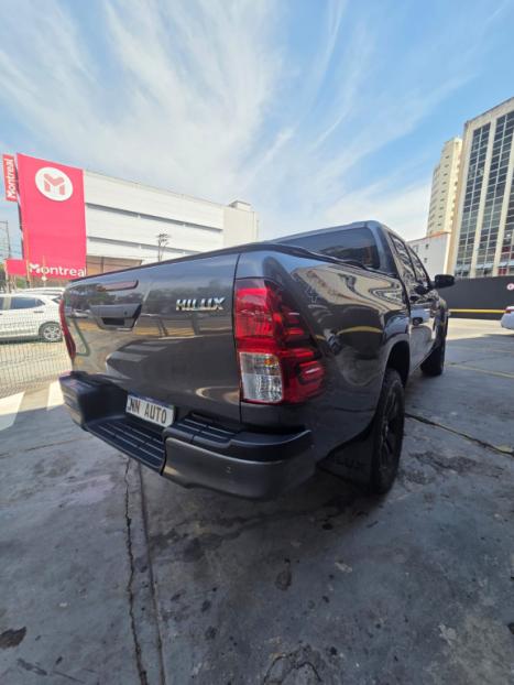 TOYOTA Hilux Caminhonete 2.8 4P 4X4 DIESEL CABINE DUPLA, Foto 4