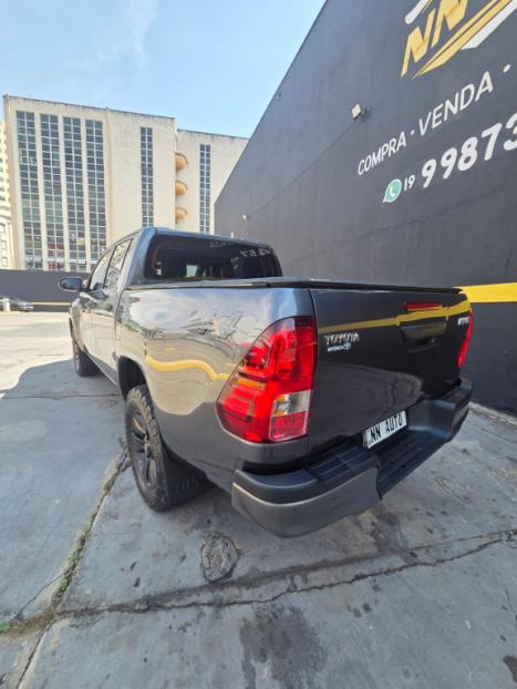 TOYOTA Hilux Caminhonete 2.8 4P 4X4 DIESEL CABINE DUPLA, Foto 6