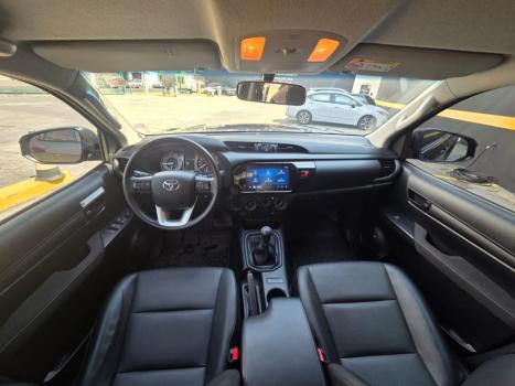 TOYOTA Hilux Caminhonete 2.8 4P 4X4 DIESEL CABINE DUPLA, Foto 9