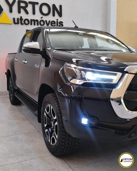 TOYOTA Hilux Caminhonete 2.8 16V SRX 4X4 DIESEL CABINE DUPLA AUTOM�TICO, Foto 4