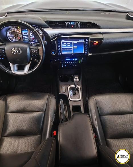 TOYOTA Hilux Caminhonete 2.8 16V SRX 4X4 DIESEL CABINE DUPLA AUTOM�TICO, Foto 13