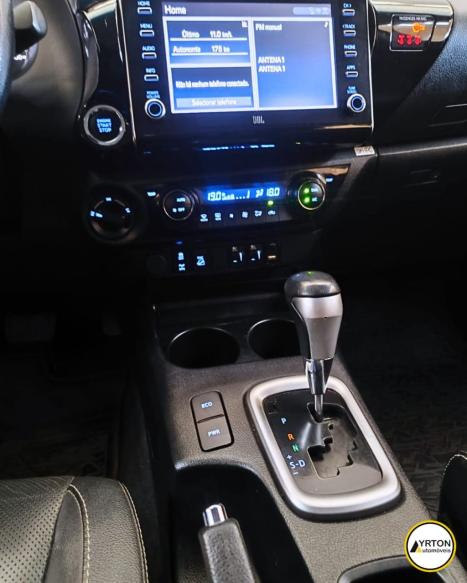 TOYOTA Hilux Caminhonete 2.8 16V SRX 4X4 DIESEL CABINE DUPLA AUTOM�TICO, Foto 14