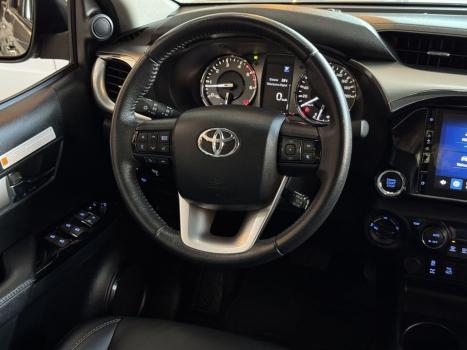 TOYOTA Hilux Caminhonete 2.8 16V SRV 4X4 DIESEL CABINE DUPLA AUTOM�TICO, Foto 6