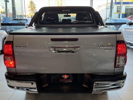 TOYOTA Hilux Caminhonete 2.8 16V SRV 4X4 DIESEL CABINE DUPLA AUTOM�TICO, Foto 16