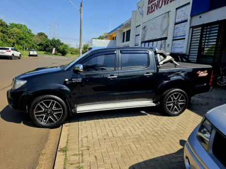 TOYOTA Hilux Caminhonete 3.0 16V 4P 4X4 SRV TURBO DIESEL CABINE DUPLA AUTOMÁTICO, Foto 12