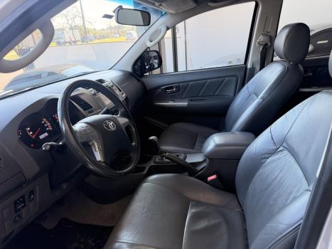 TOYOTA Hilux Caminhonete 3.0 16V 4P 4X4 SRV TURBO DIESEL CABINE DUPLA AUTOMÁTICO, Foto 12