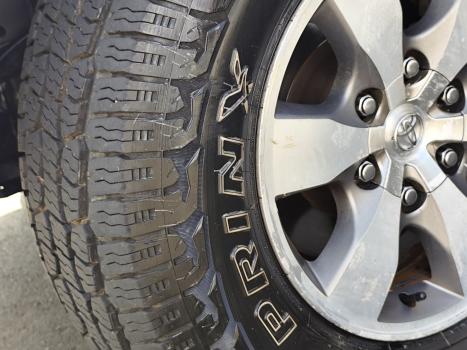TOYOTA Hilux Caminhonete 3.0 4P 4X4 SRV TURBO DIESEL CABINE DUPLA, Foto 14