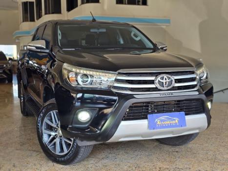 TOYOTA Hilux Caminhonete 2.8 16V SRX 4X4 TURBO DIESEL CABINE DUPLA AUTOMÁTICO, Foto 2
