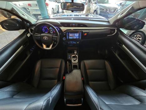 TOYOTA Hilux Caminhonete 2.8 16V SRX 4X4 TURBO DIESEL CABINE DUPLA AUTOMÁTICO, Foto 7