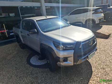 TOYOTA Hilux Caminhonete 2.8 16V SRX CONQUEST 4X4 TURBO DIESEL CABINE DUPLA AUTOMÁTICO, Foto 4
