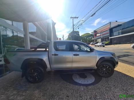 TOYOTA Hilux Caminhonete 2.8 16V SRX CONQUEST 4X4 TURBO DIESEL CABINE DUPLA AUTOMÁTICO, Foto 6