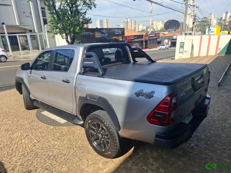 TOYOTA Hilux Caminhonete 2.8 16V SRX CONQUEST 4X4 TURBO DIESEL CABINE DUPLA AUTOMÁTICO, Foto 10
