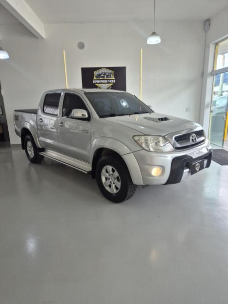 TOYOTA Hilux Caminhonete 3.0 16V 4P 4X4 SRV TURBO DIESEL CABINE DUPLA AUTOMÁTICO, Foto 2