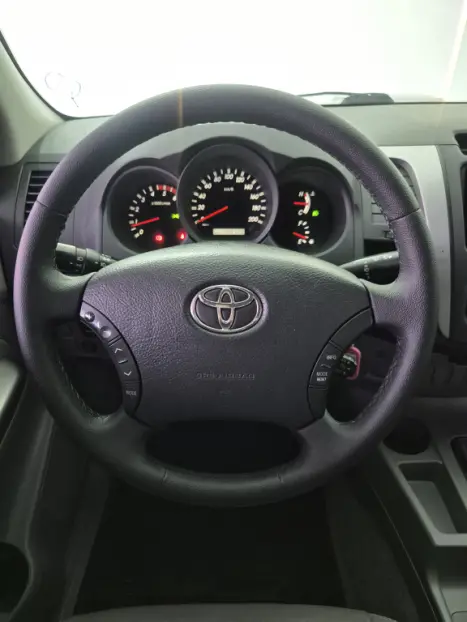 TOYOTA Hilux Caminhonete 3.0 16V 4P 4X4 SRV TURBO DIESEL CABINE DUPLA AUTOMÁTICO, Foto 7