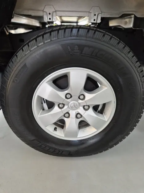 TOYOTA Hilux Caminhonete 3.0 16V 4P 4X4 SRV TURBO DIESEL CABINE DUPLA AUTOMÁTICO, Foto 13