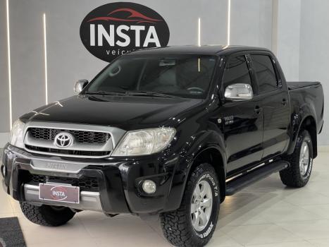 TOYOTA Hilux Caminhonete 2.7 16V 4P SR CABINE DUPLA, Foto 1