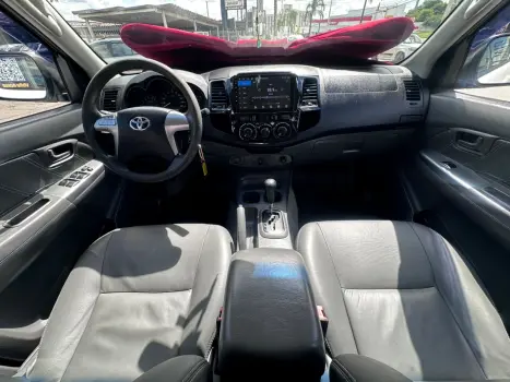 TOYOTA Hilux Caminhonete 2.7 16V 4P SR FLEX AUTOMÁTICO, Foto 19