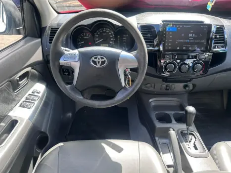 TOYOTA Hilux Caminhonete 2.7 16V 4P SR FLEX AUTOMÁTICO, Foto 23