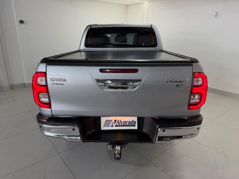 TOYOTA Hilux Caminhonete 2.8 16V SRX 50 ANOS 4X4 TURBO DIESEL CABINE DUPLA AUTOMÁTICO, Foto 11