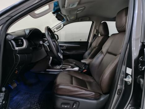 TOYOTA Hilux SW4 2.7 16V 4P FLEX SRV 7 LUGARES AUTOMTICO, Foto 12