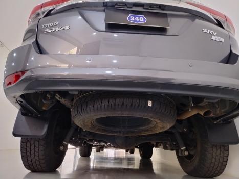 TOYOTA Hilux SW4 2.7 16V 4P FLEX SRV 7 LUGARES AUTOMTICO, Foto 6