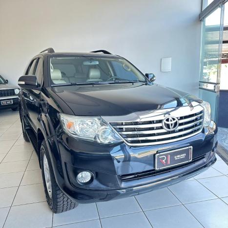 TOYOTA Hilux SW4 2.7 16V 4P SR FLEX AUTOMÁTICO, Foto 12 TOYOTA Hilux SW4 2.7 16V 4P SR FLEX AUTOMÁTICO, Foto 12