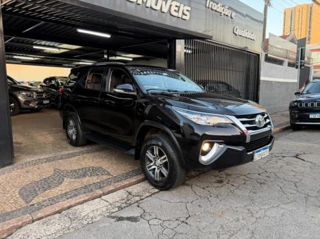 TOYOTA Hilux SW4 2.7 16V 4P SR FLEX AUTOM�TICO, Foto 2