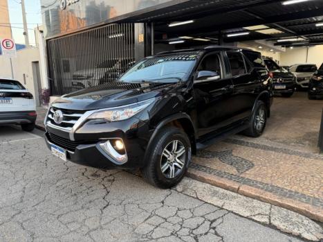 TOYOTA Hilux SW4 2.7 16V 4P SR FLEX AUTOM�TICO, Foto 3