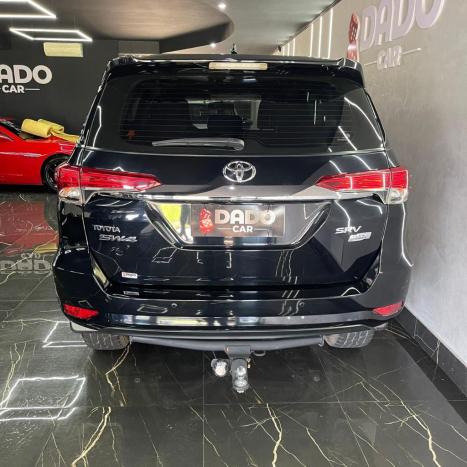 TOYOTA Hilux SW4 2.7 16V 4P FLEX SRV 7 LUGARES AUTOM�TICO, Foto 6