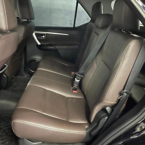 TOYOTA Hilux SW4 2.7 16V 4P FLEX SRV 7 LUGARES AUTOM�TICO, Foto 10