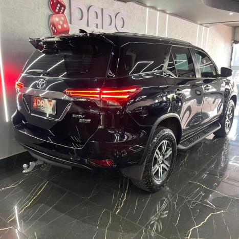 TOYOTA Hilux SW4 2.7 16V 4P FLEX SRV 7 LUGARES AUTOM�TICO, Foto 19