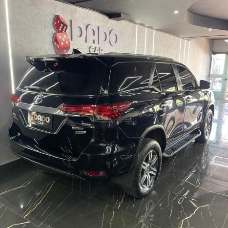 TOYOTA Hilux SW4 2.7 16V 4P FLEX SRV 7 LUGARES AUTOM�TICO, Foto 8