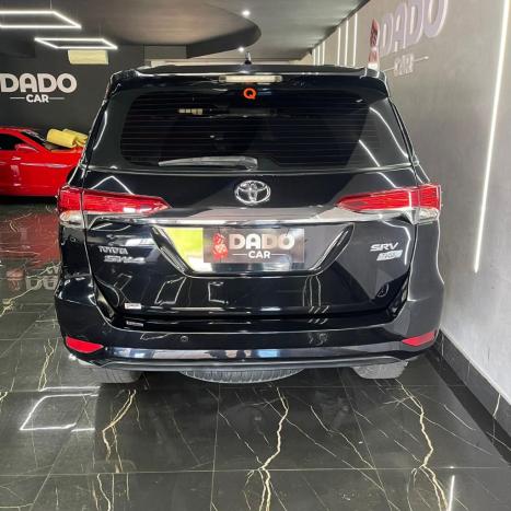 TOYOTA Hilux SW4 2.7 16V 4P FLEX SRV 7 LUGARES AUTOM�TICO, Foto 15