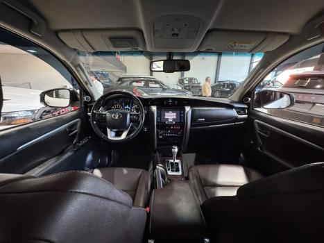 TOYOTA Hilux SW4 2.7 16V 4P FLEX SRV 7 LUGARES AUTOMÁTICO, Foto 10