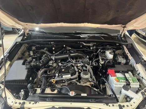 TOYOTA Hilux SW4 2.7 16V 4P FLEX SRV 7 LUGARES AUTOMÁTICO, Foto 17