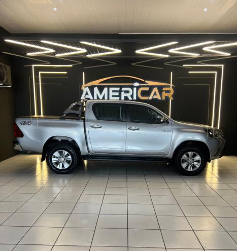 TOYOTA Hilux SW4 2.8 4P 4X4 TURBO DIESEL, Foto 4