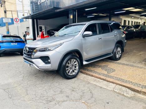 TOYOTA Hilux SW4 2.8 16V 4P SRX 4X4 7 LUGARES TURBO DIESEL AUTOMTICO, Foto 1