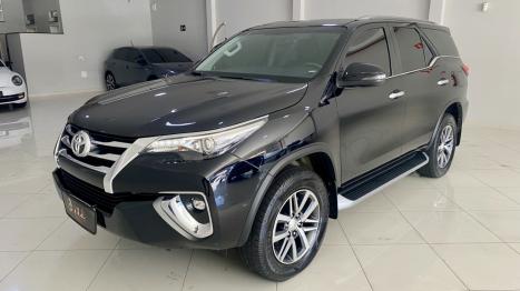 TOYOTA Hilux SW4 2.8 16V 4P SRX 4X4 7 LUGARES TURBO DIESEL AUTOM�TICO, Foto 1