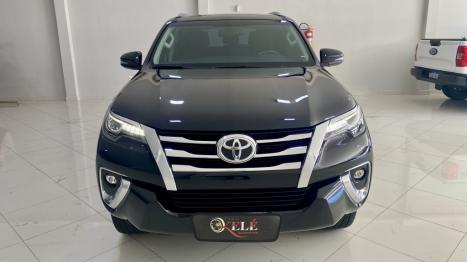 TOYOTA Hilux SW4 2.8 16V 4P SRX 4X4 7 LUGARES TURBO DIESEL AUTOM�TICO, Foto 3