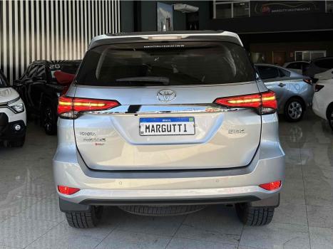 TOYOTA Hilux SW4 2.8 16V 4P SRX 4X4 7 LUGARES TURBO DIESEL AUTOM�TICO, Foto 6