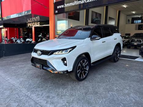 TOYOTA Hilux SW4 2.8 16V 4P SRX 4X4 7 LUGARES TURBO DIESEL AUTOM�TICO, Foto 4