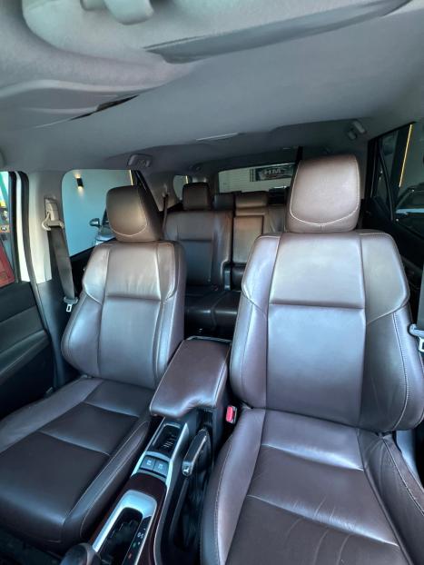 TOYOTA Hilux SW4 2.8 16V 4P SRX 4X4 7 LUGARES TURBO DIESEL AUTOM�TICO, Foto 8