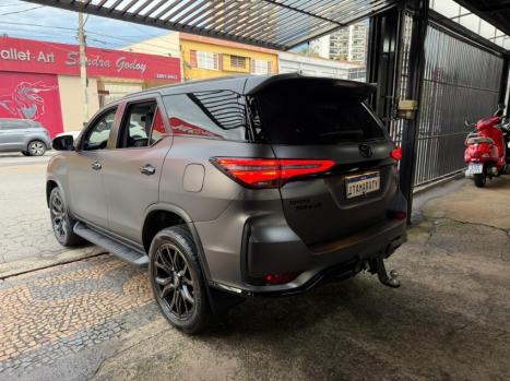 TOYOTA Hilux SW4 2.8 16V 4P SRX PLATINUM 4X4 7 LUGARES TURBO DIESEL AUTOM�TICO, Foto 3