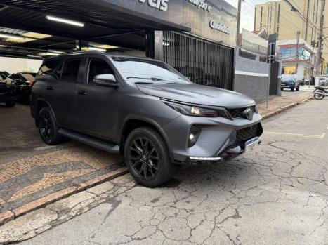 TOYOTA Hilux SW4 2.8 16V 4P SRX PLATINUM 4X4 7 LUGARES TURBO DIESEL AUTOM�TICO, Foto 4