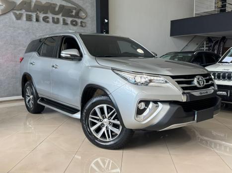 TOYOTA Hilux SW4 2.8 16V 4P SRX PLATINUM 4X4 TURBO DIESEL AUTOM�TICO, Foto 2