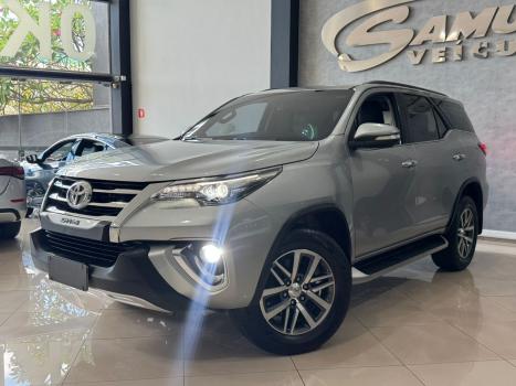 TOYOTA Hilux SW4 2.8 16V 4P SRX PLATINUM 4X4 TURBO DIESEL AUTOM�TICO, Foto 3