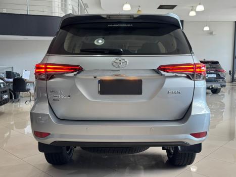 TOYOTA Hilux SW4 2.8 16V 4P SRX PLATINUM 4X4 TURBO DIESEL AUTOM�TICO, Foto 5